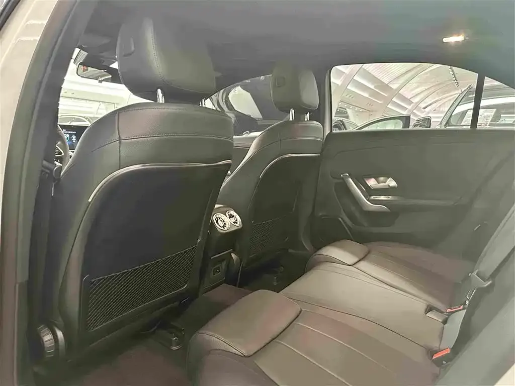 Mercedes-Benz A-Class 2021 из CN, фото 8