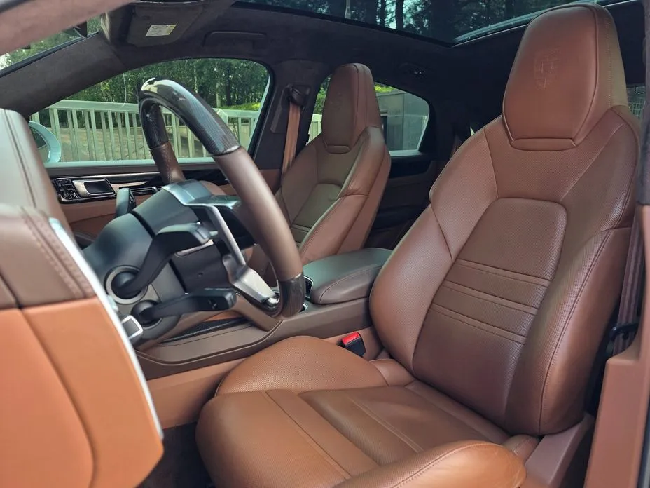 Porsche Cayenne 2021 из KR, фото 2
