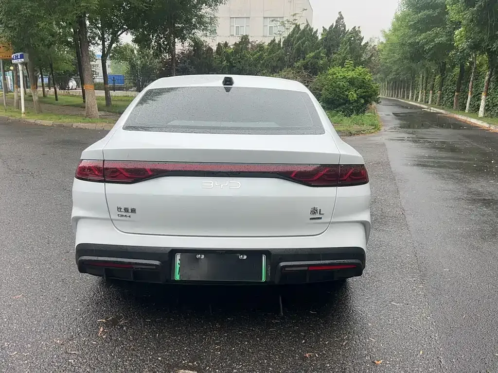BYD Qin L — фото 10