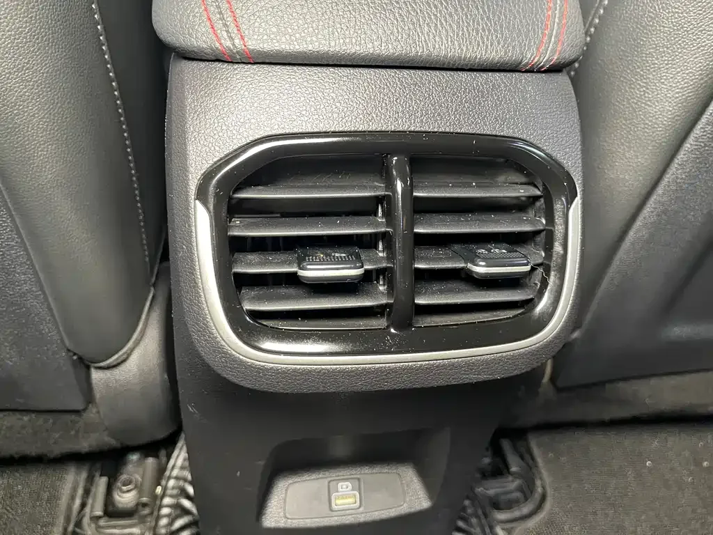 Hyundai Fista 2023 из CN, фото 9