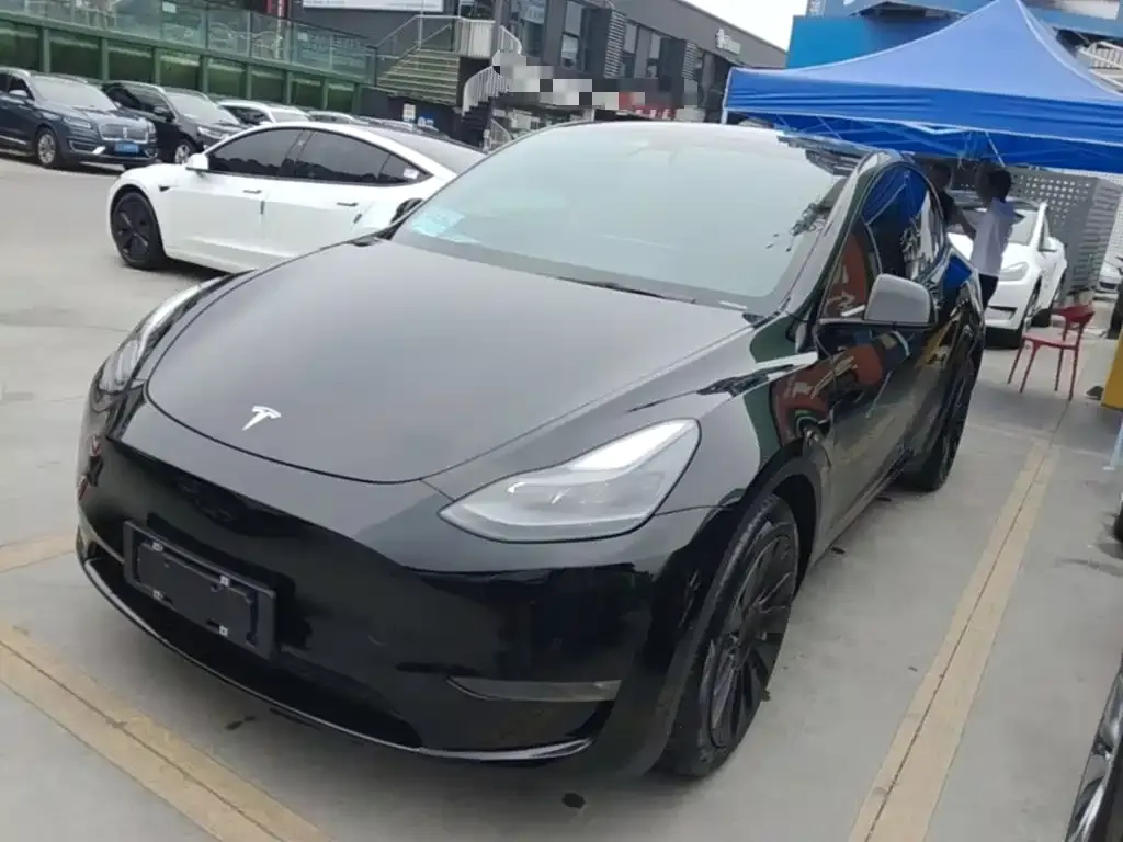 Tesla Model Y — фото 4