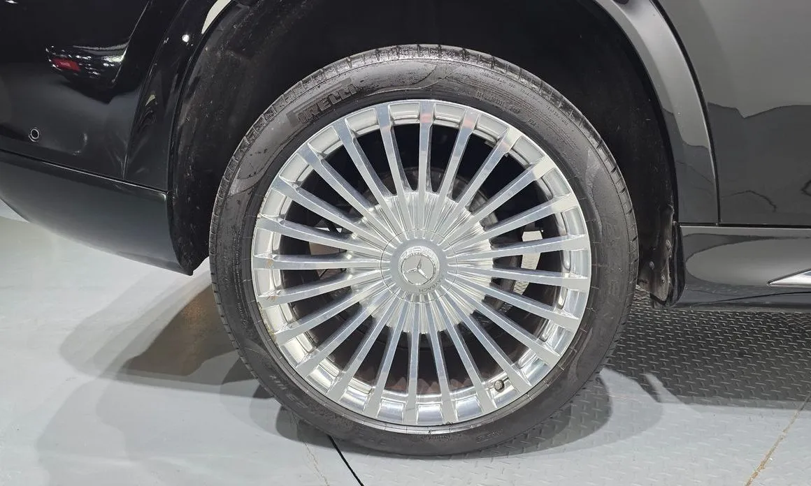 Mercedes-Benz GLS-Class 2023 из KR, фото 8