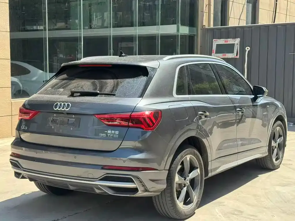 Audi Q3 — фото 4