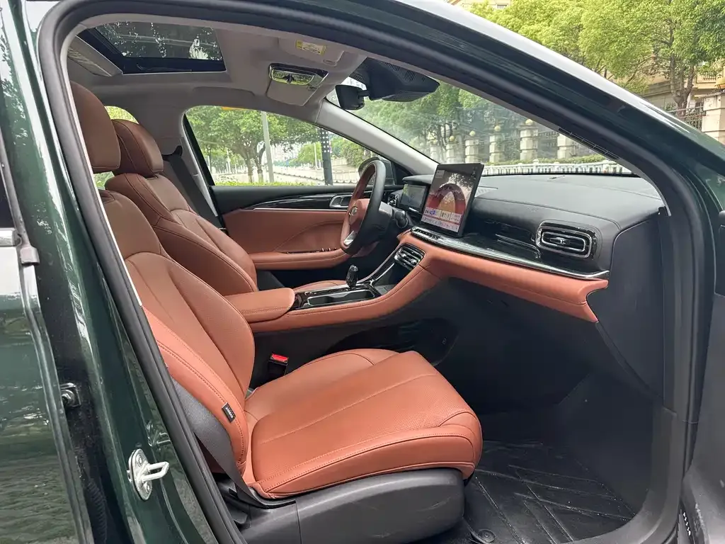 Geely Emgrand 2025 из CN, фото 10