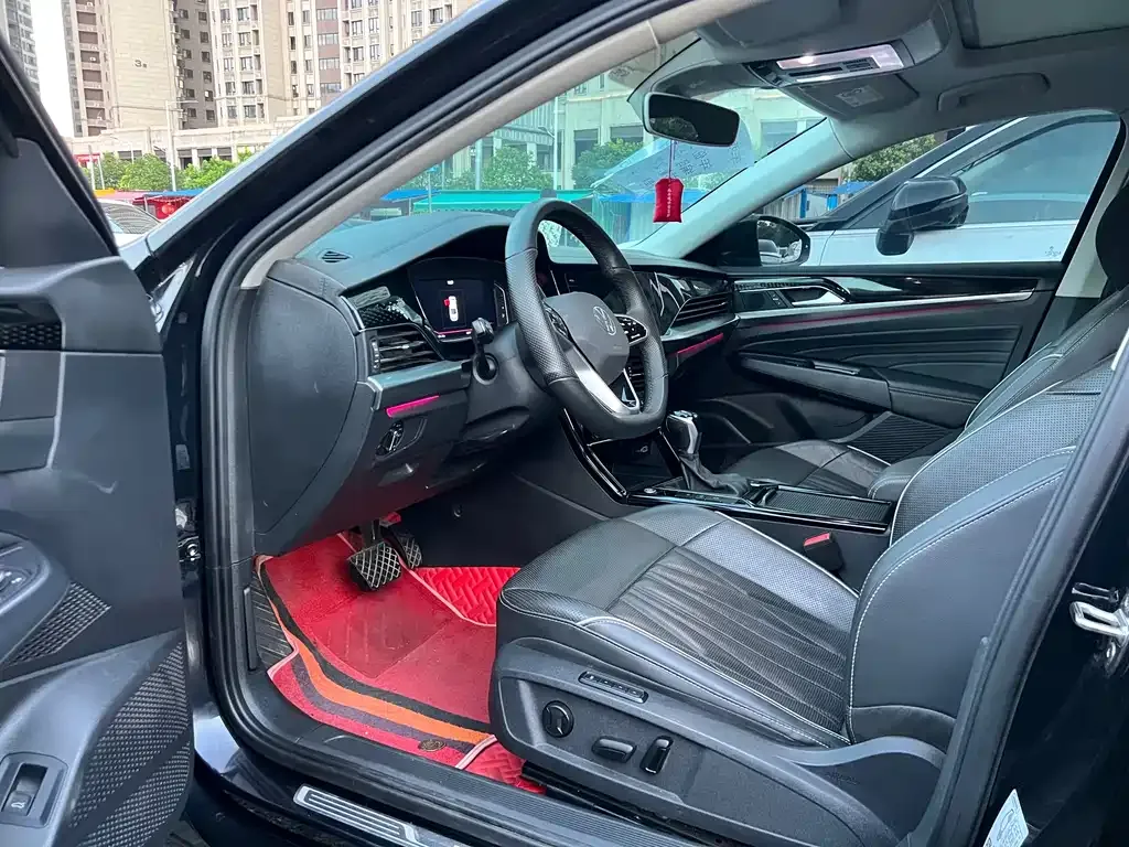 Volkswagen Passat — фото 6