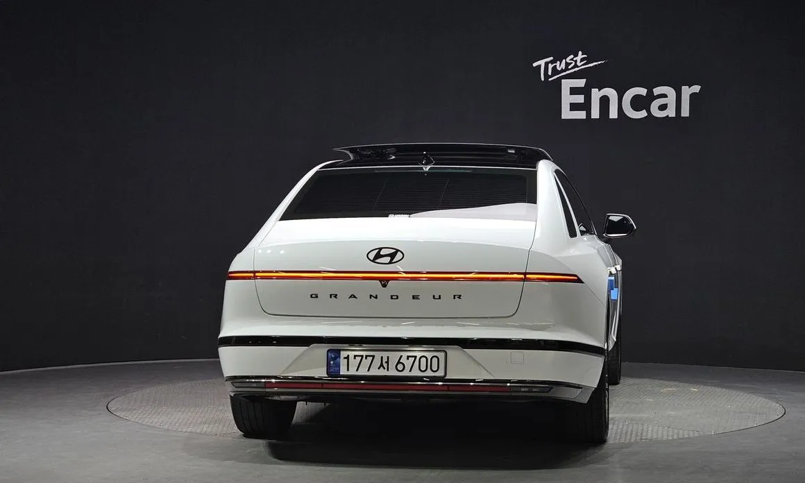 Hyundai Grandeur 2023 из KR, фото 2