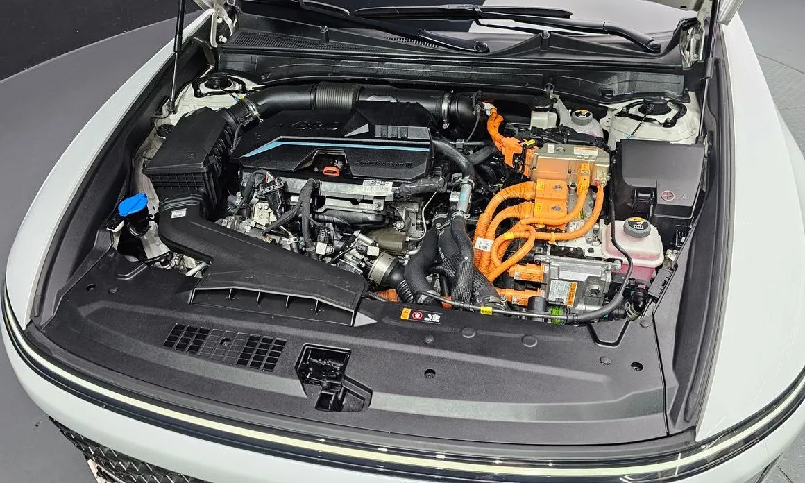 Hyundai Grandeur 2023 из KR, фото 9