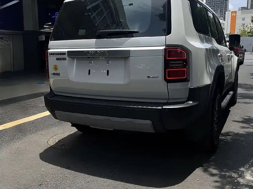 Toyota Prado 2026 из CN, фото 8