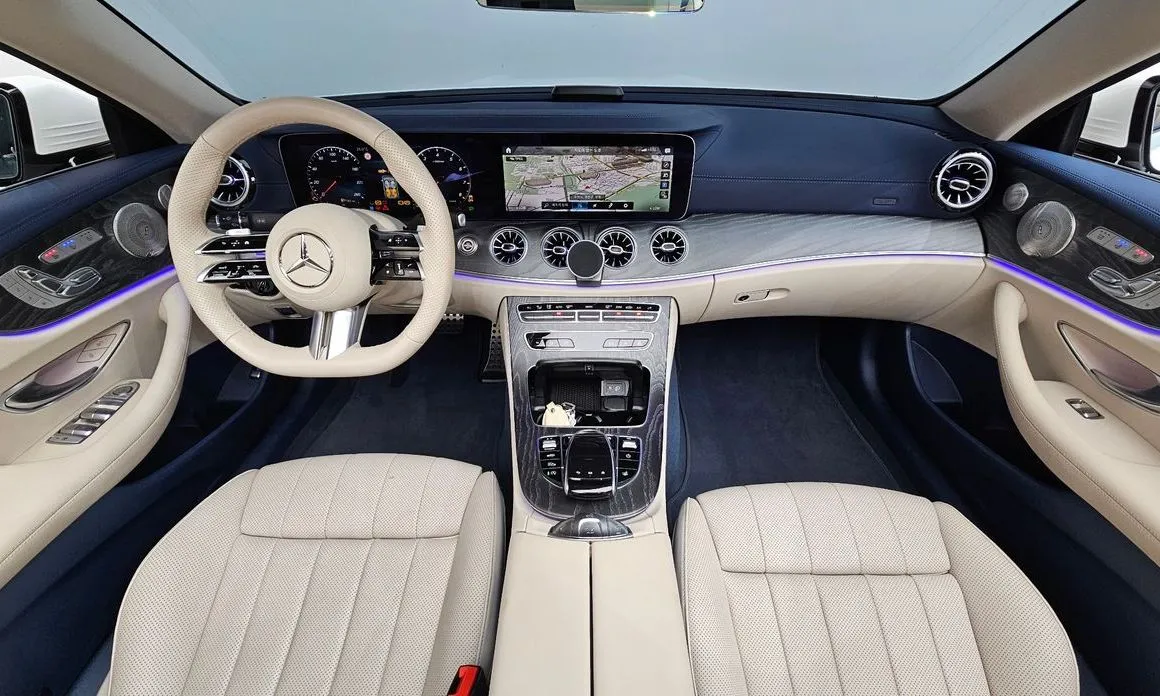 Mercedes-Benz E-Class — фото 10