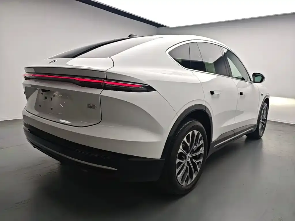 NIO EC6 — фото 3