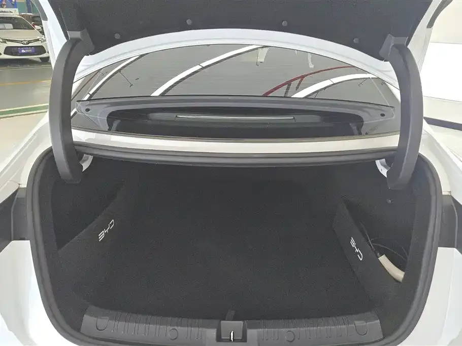 BYD Qin L 2024 из CN, фото 3