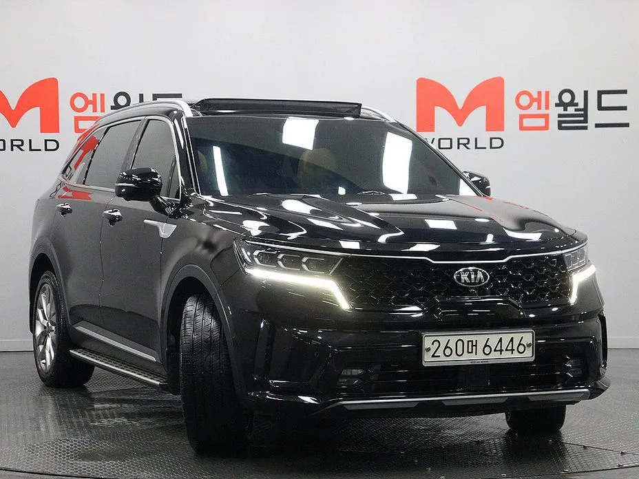 Kia Sorento — фото 4