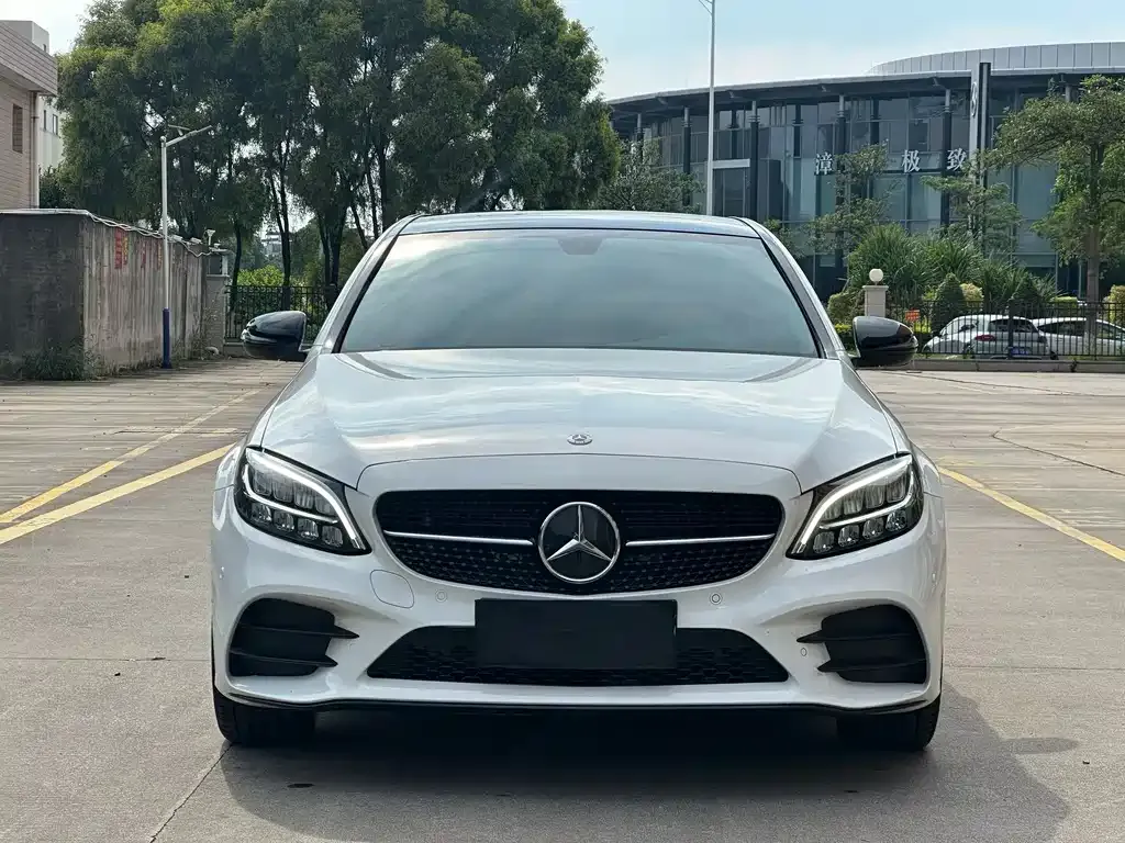 Mercedes-Benz C-Class — фото 2