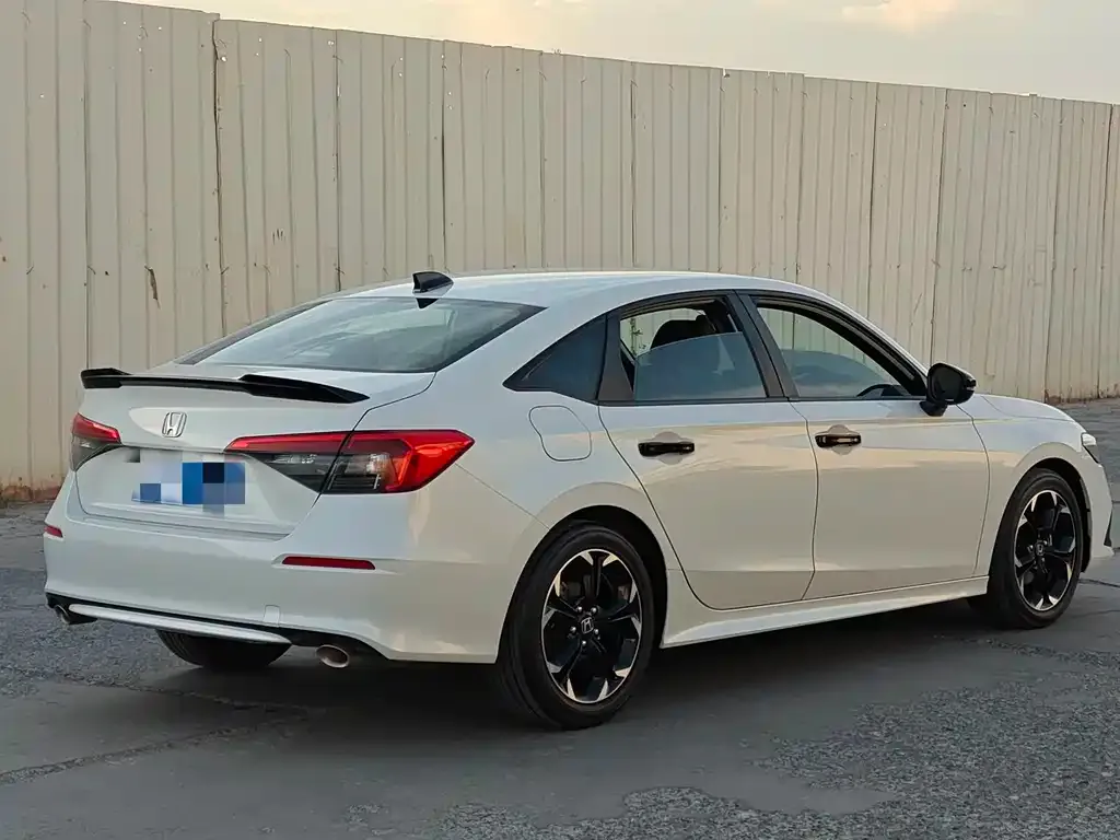 Honda Civic — фото 9