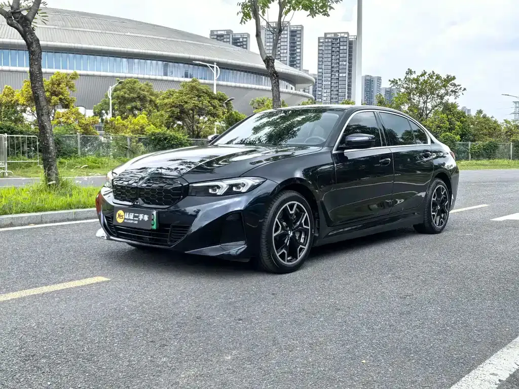BMW i3 — фото 1