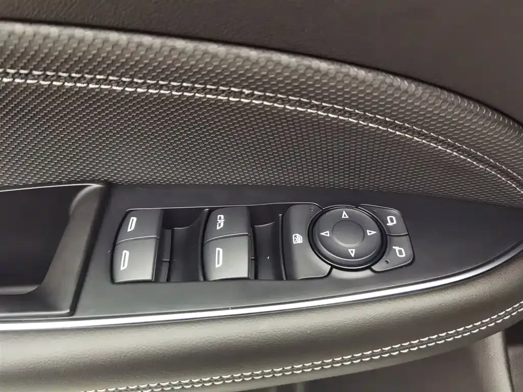 Buick Regal — фото 6