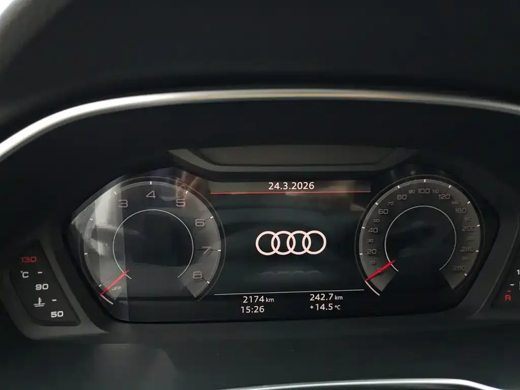 Audi Q3 — фото 4