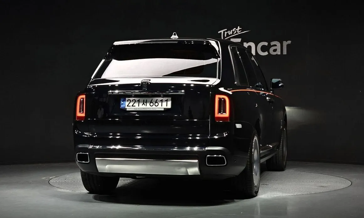 Rolls-Royce Cullinan 2022 из KR, фото 8