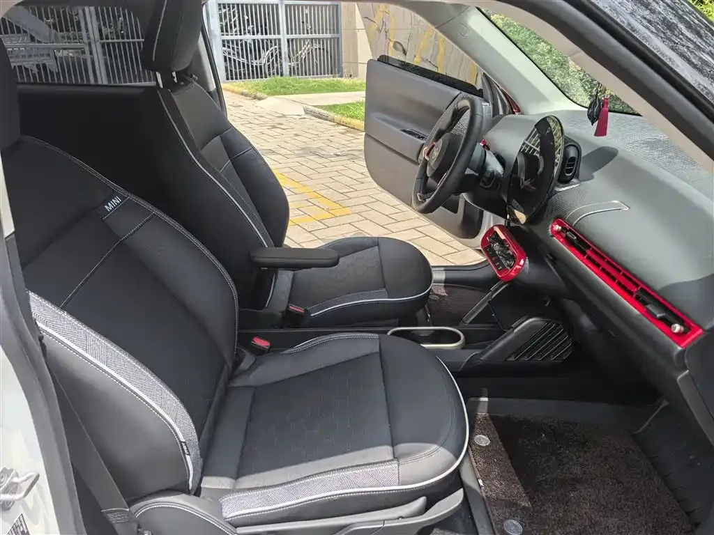 MINI Cooper EV 2024 из CN, фото 9