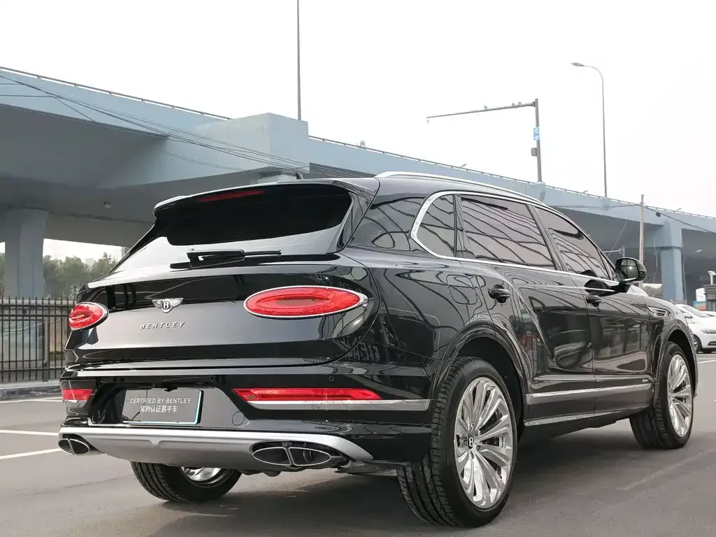 Bentley Bentayga — фото 5