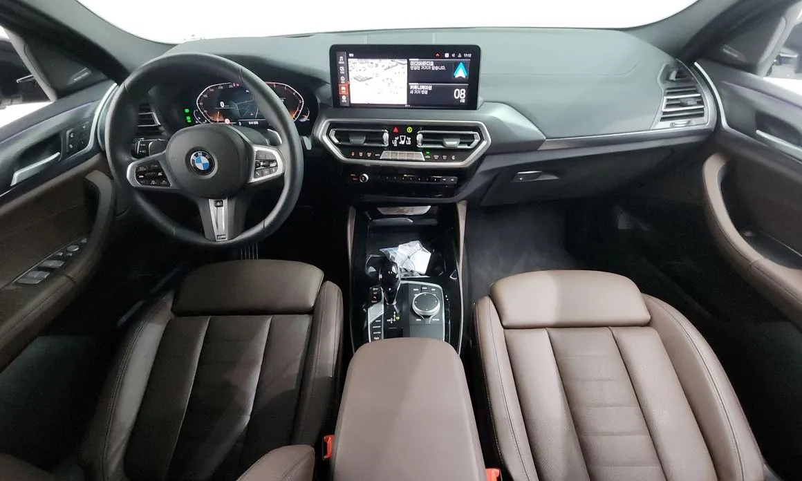 BMW X4 2025 из KR, фото 3