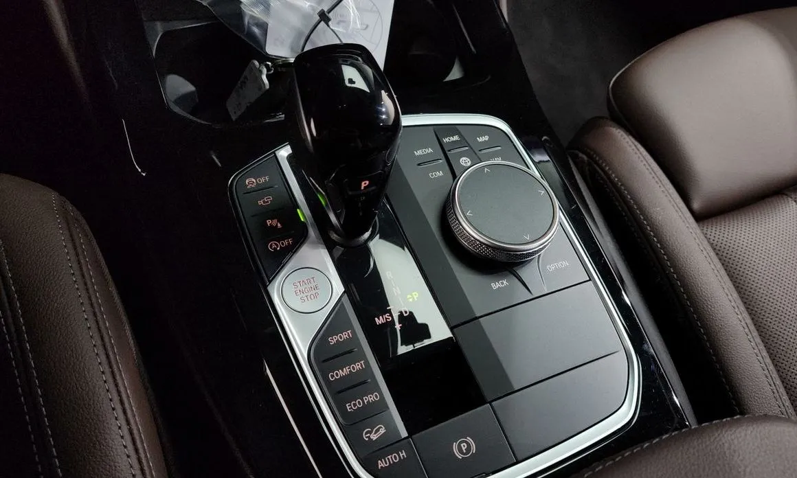 BMW X4 2025 из KR, фото 4