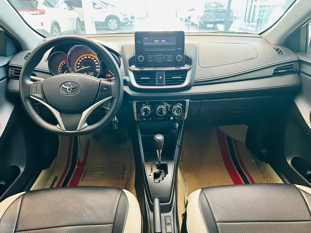 Toyota Yaris L 2022 из CN, фото 8