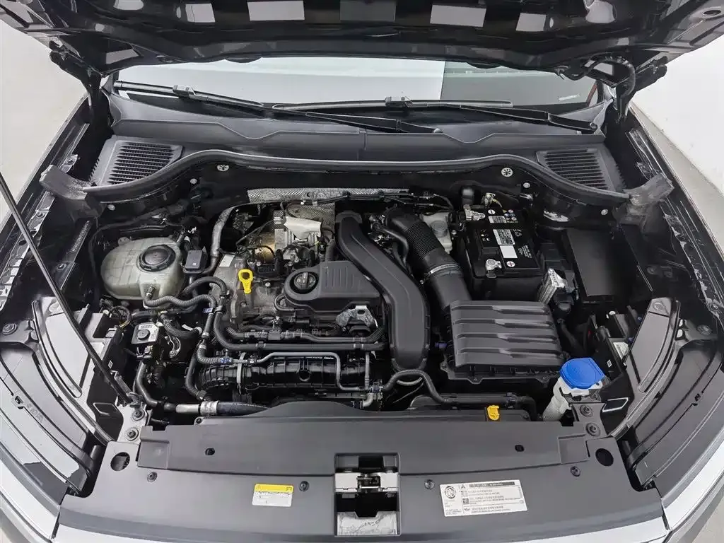 Volkswagen Tharu — фото 8