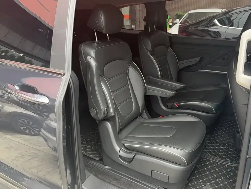 Hyundai Custo — фото 2