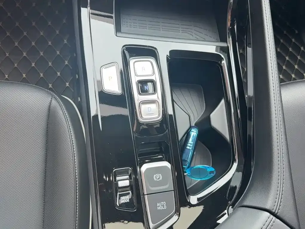 Hyundai Custo — фото 6