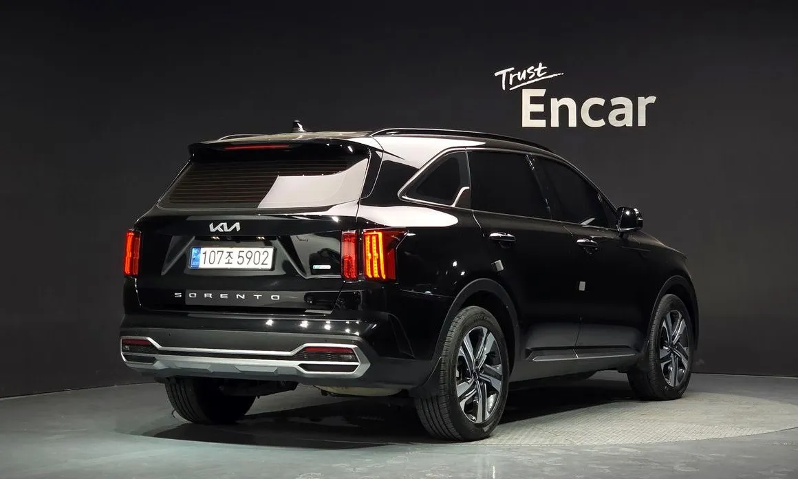 Kia Sorento — фото 3