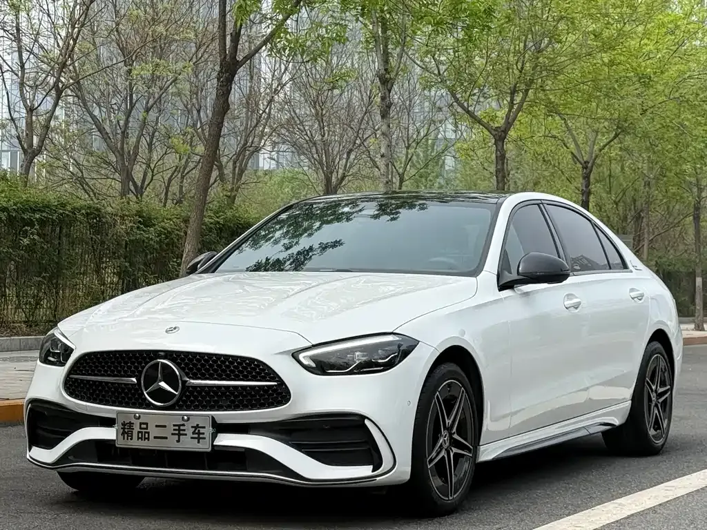 Mercedes-Benz C-Class — фото 1