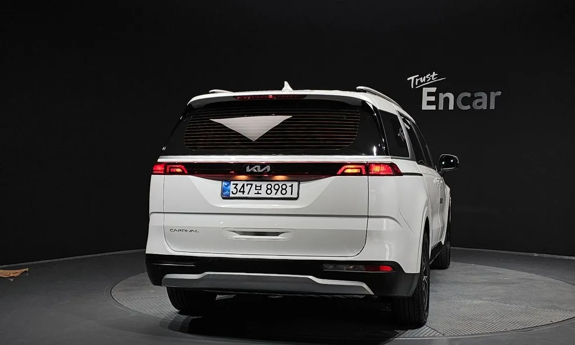 Kia Carnival 2022 из KR, фото 2