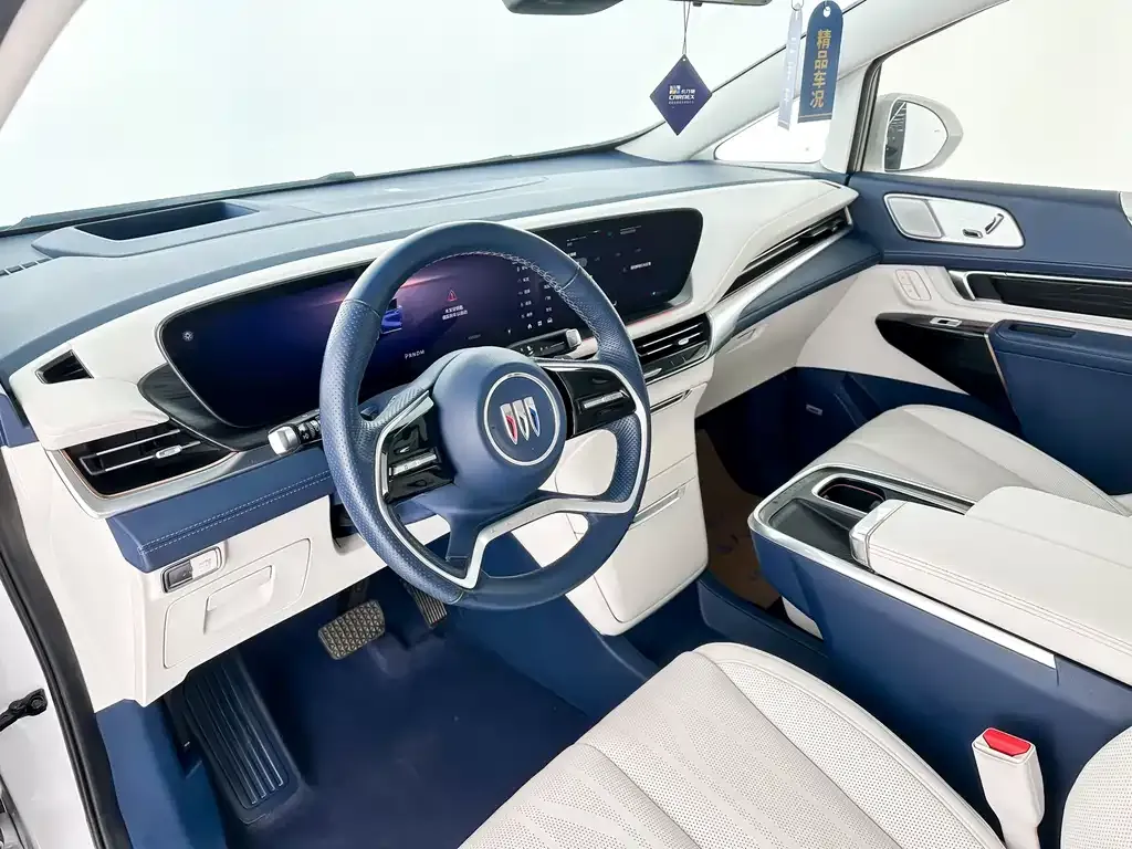 Buick Century 2023 из CN, фото 2