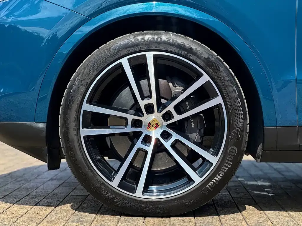 Porsche Cayenne — фото 3