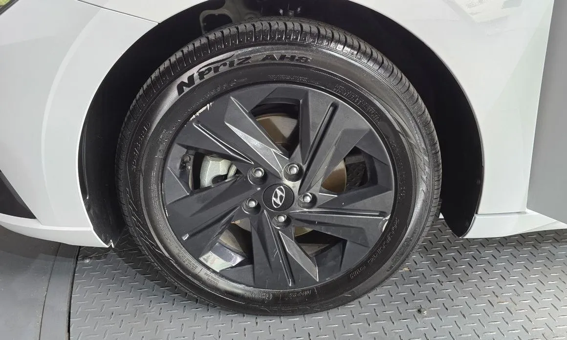 Hyundai AVANTE 2023 из KR, фото 10