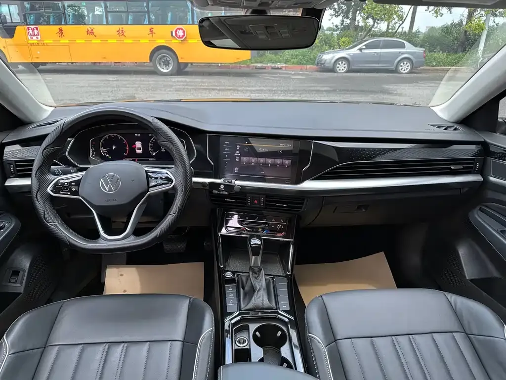 Volkswagen Passat — фото 3
