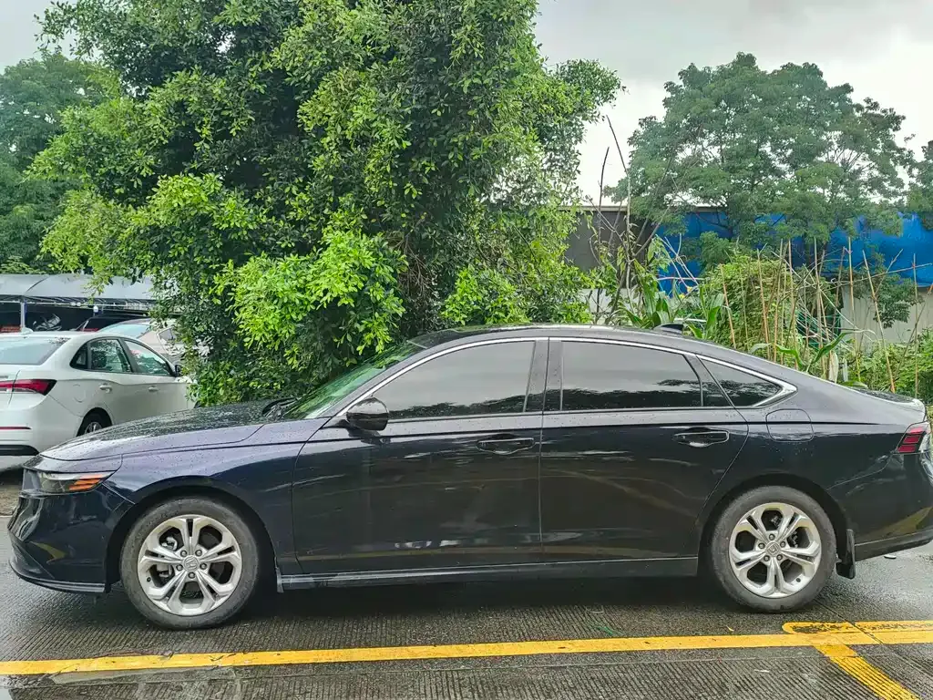Honda Accord 2023 из CN, фото 3