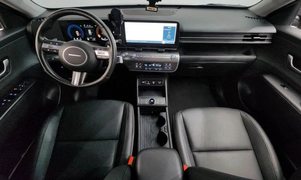 Hyundai Kona 2023 из KR, фото 3