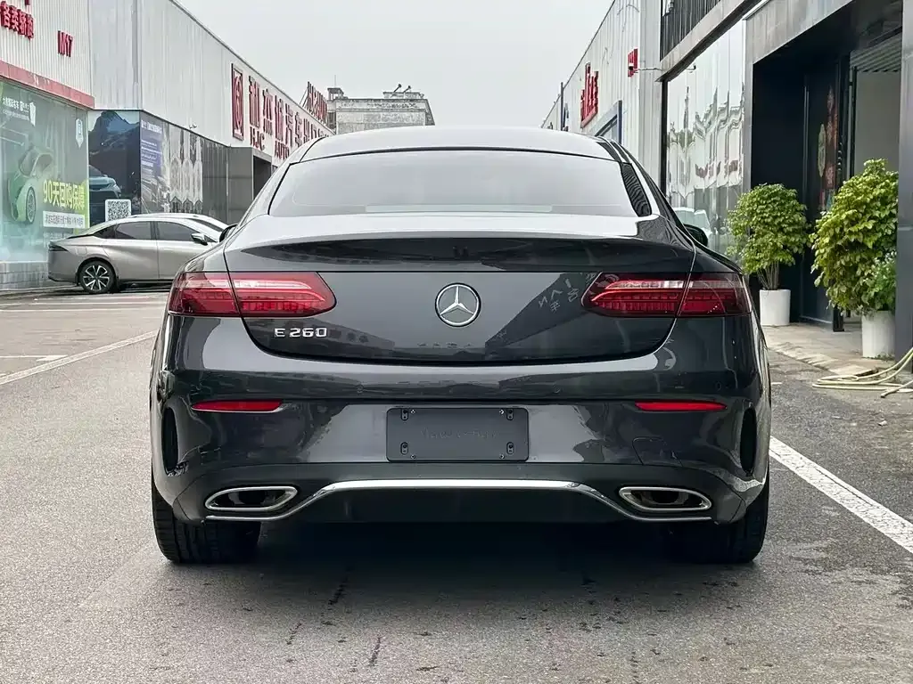 Mercedes-Benz E-Class (Import) — фото 7
