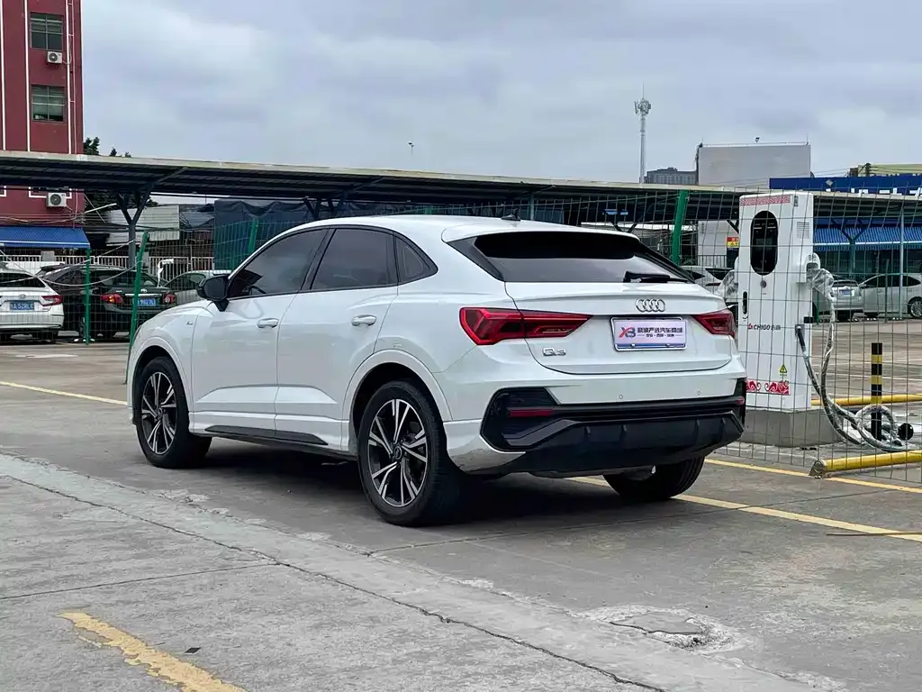 Audi Q3 Sportback — фото 4