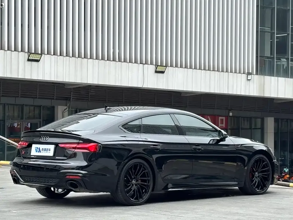 Audi RS 5 2023 из CN, фото 9