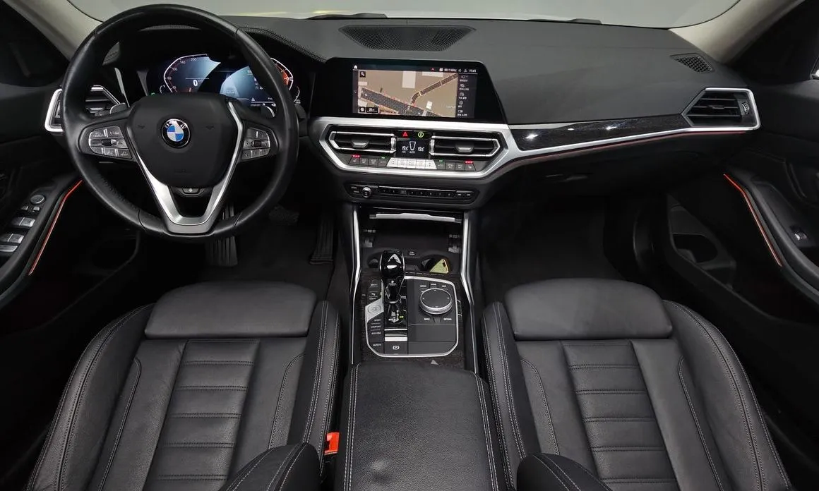 BMW 3-Series 2022 из KR, фото 8