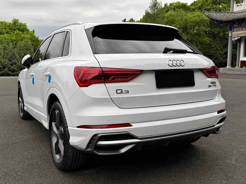 Audi Q3 — фото 2