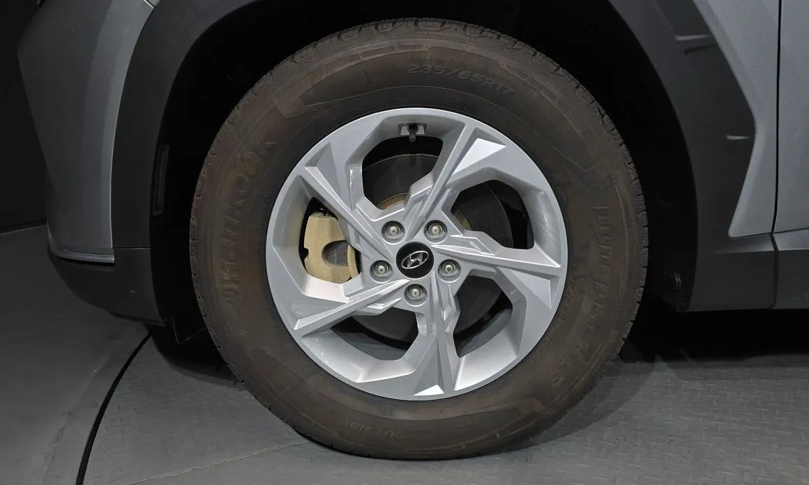 Hyundai Tucson 2021 из KR, фото 2
