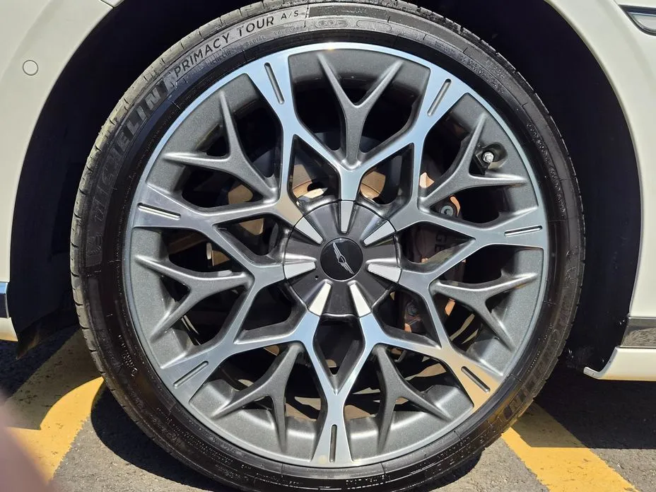 Genesis G90 2023 из KR, фото 4