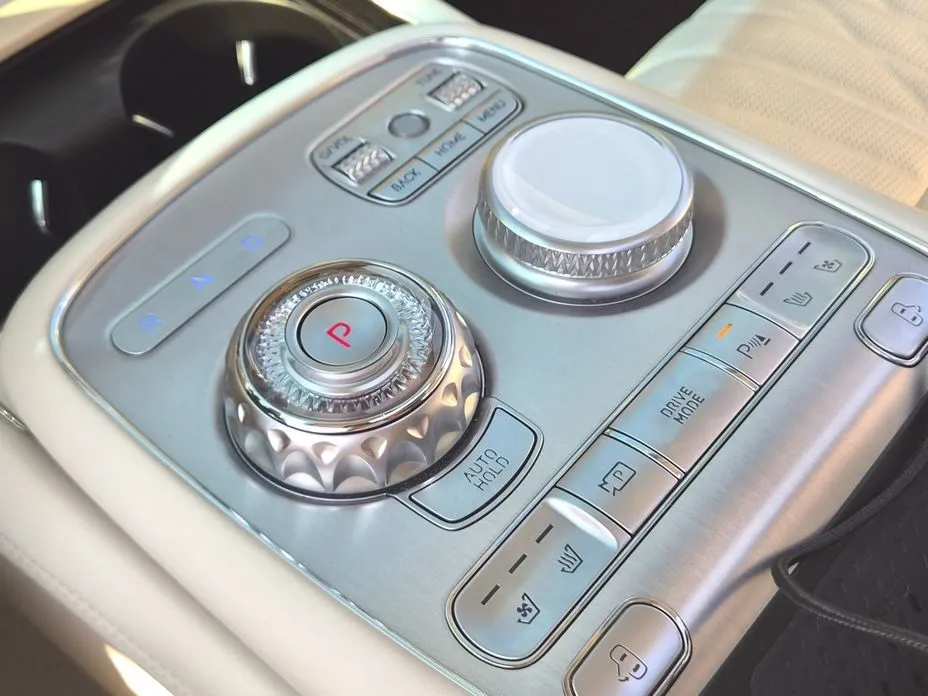 Genesis G90 2023 из KR, фото 9