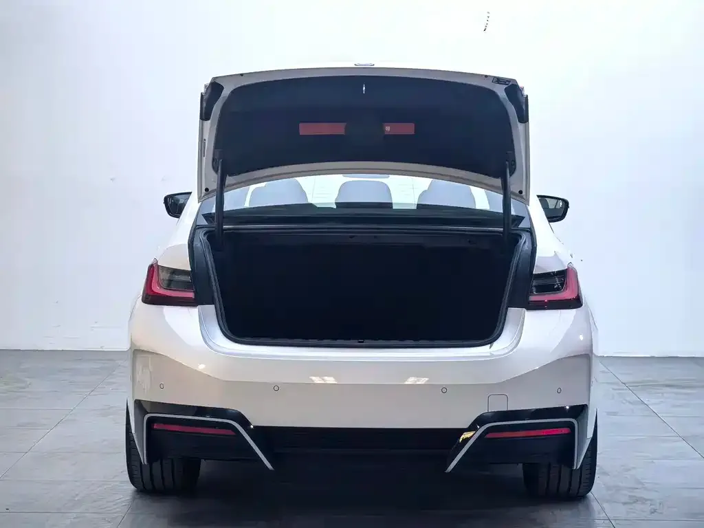 BMW i3 — фото 3