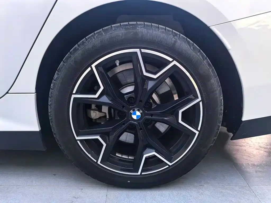 BMW i3 — фото 5