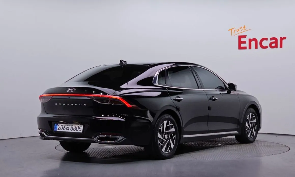 Hyundai Grandeur 2022 из KR, фото 2